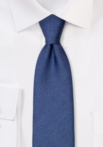 Corbata de negocios superficie lisa moteada azul