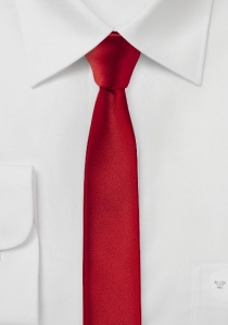 Extra schmal geformte Krawatte sherryrot