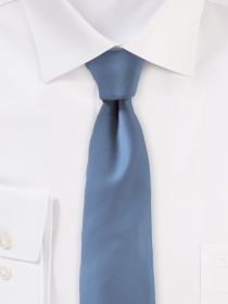 Corbata de seda elegante brillo azul acero