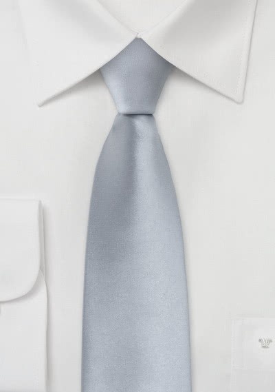 Corbata plata claro lisa estrecha