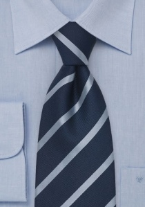 Corbata rayas azul cielo azul noche