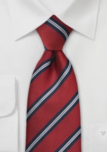 Corbata británica clásica roja rayada