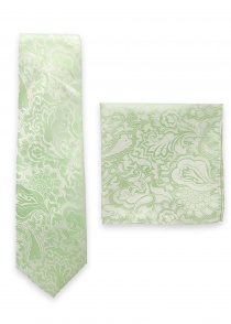 Combinación de corbata y pañuelo de bolsillo