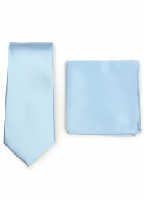 Corbata y bufanda de negocios en un conjunto -