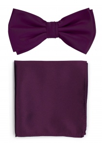 arco y pañuelo en púrpura