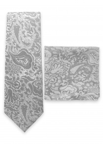 Composición corbata y pañuelo de bolsillo