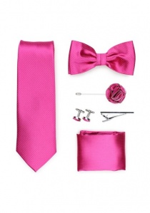 Caja de regalo de color rosa con corbata, pajarita