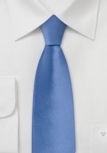 Corbata hombre estrecha azul claro