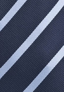 Corbata azul marino rayas celeste