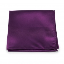 arco y pañuelo en púrpura