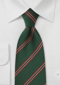 Corbata club clásica verde rayada
