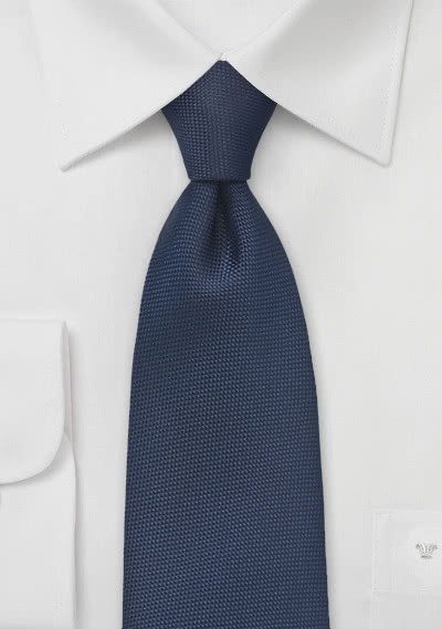 Corbata azul marino bordada