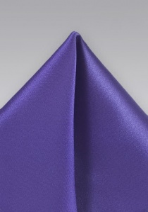 pañuelo de bolsillo en el pecho púrpura de