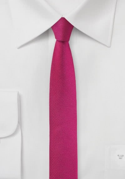 Corbata extra estrecha color fucsia