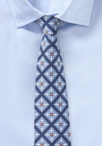 Corbata azul cielo con estampado de azulejos y