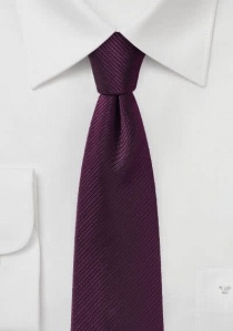 Corbata de caballero estructura con rayas lila
