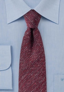 Corbata de lana de color rojo medio