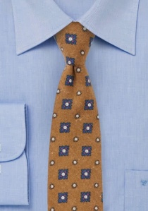 Adornos de corbata marrón medio